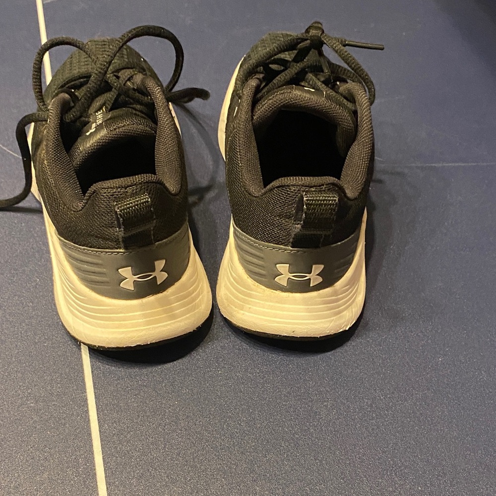 Under Armour Black and White Running Shoes size 5 women